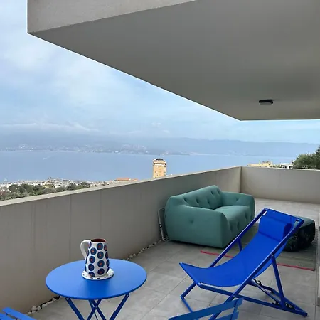 Lägenhet Beautiful Les Terrasses De Torretta Sea View